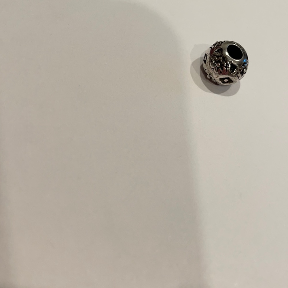 Silver trollbead